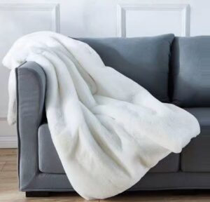 MULTI PURPOSE BLANKET! Premium super soft thick,double sided faux fur blanket