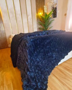 Premium super soft thick,double sided faux fur blanket