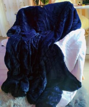 NAVY BLUE & WHITE  CLASSIC LIGHT WEIGHT DOUBLE-SIDED FAUX FUR BLANKET