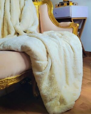 MULTI PURPOSE BLANKET!Premium super soft thick,double sided faux fur blanket!