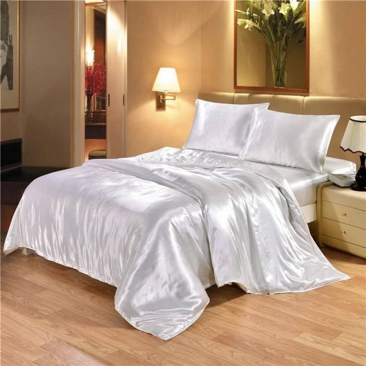 Pure silky-smooth bedsheet
